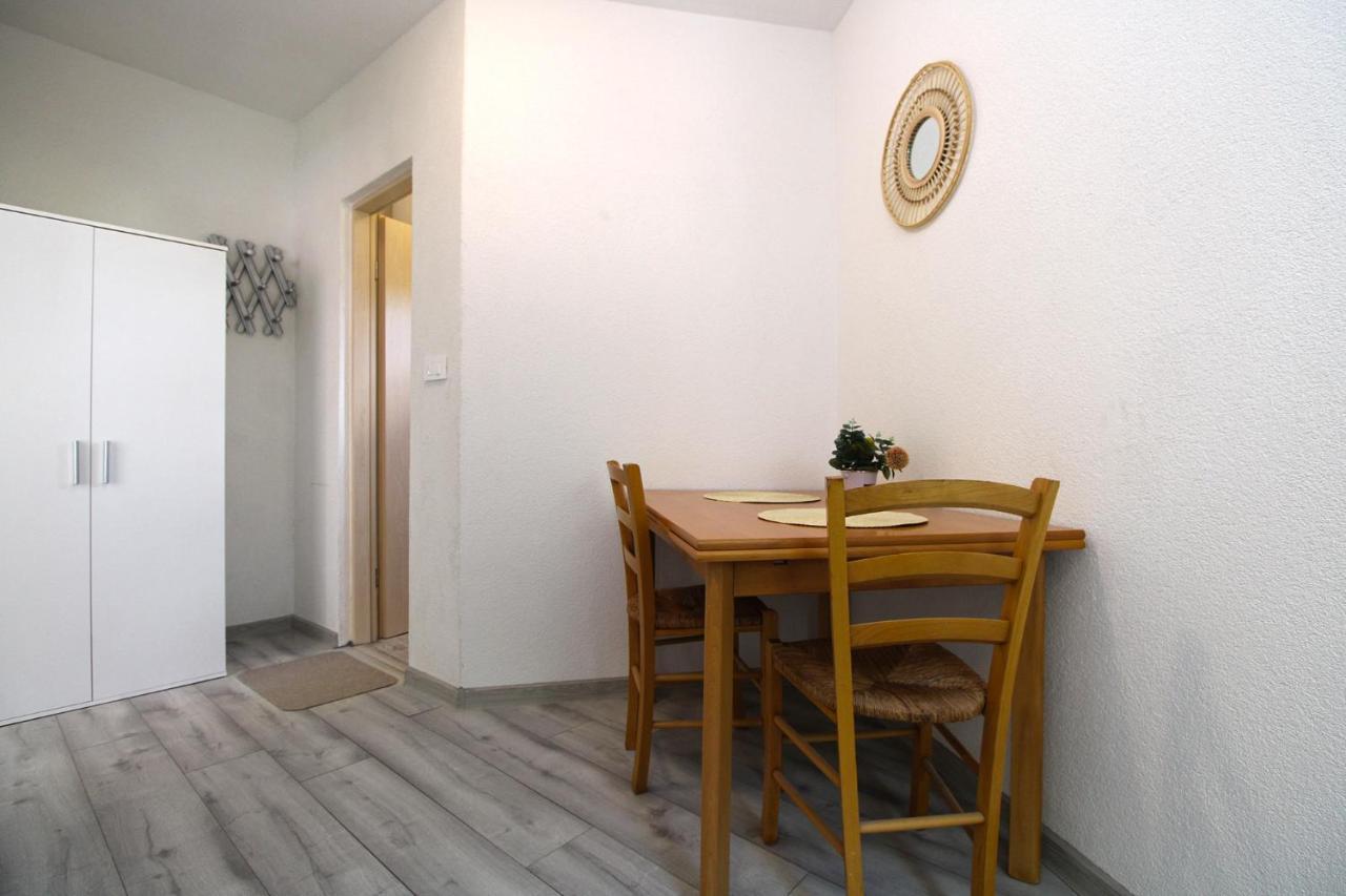 Apartment Josip 1649 Fažana Exterior foto