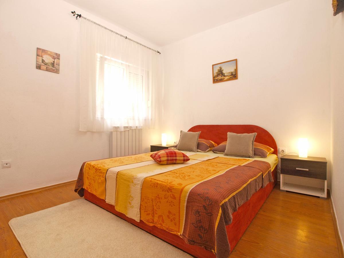Apartment Josip 1649 Fažana Exterior foto